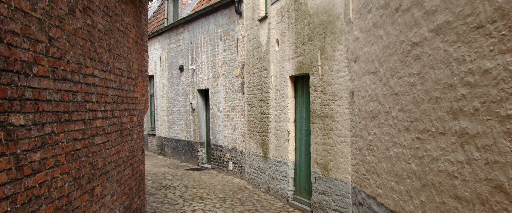 bruges toute petite ruelle