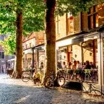 Place et restaurant de Bruges